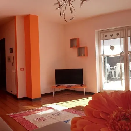 La Betulla Confortevole Wifi E Parking Free Apartamento *